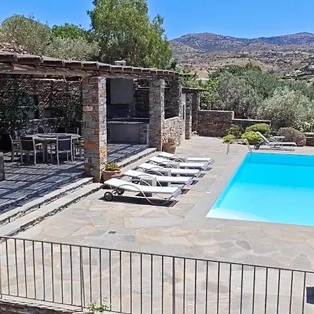 Vourkariani, Infinity Pool With Sunset Views فيلة Vourkárion